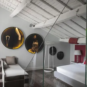 https://bdb-luxury-rooms-margutta.it-romehotels.com