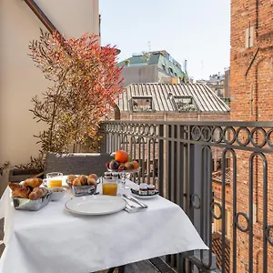 https://speronari-suites.it-lombardy.com
